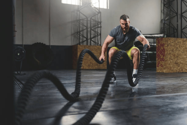 How to use Battle Ropes: Tips, Exercices, Benefits and Workouts Ideas -  BoxLife Magazine