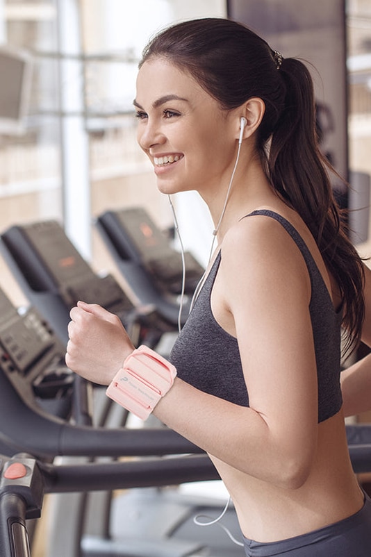 Walking on 2024 treadmill with dumbbells