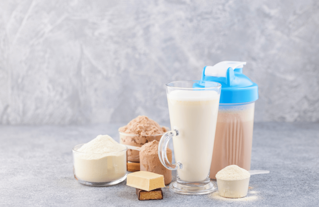 Whey protein shakes with other supplements