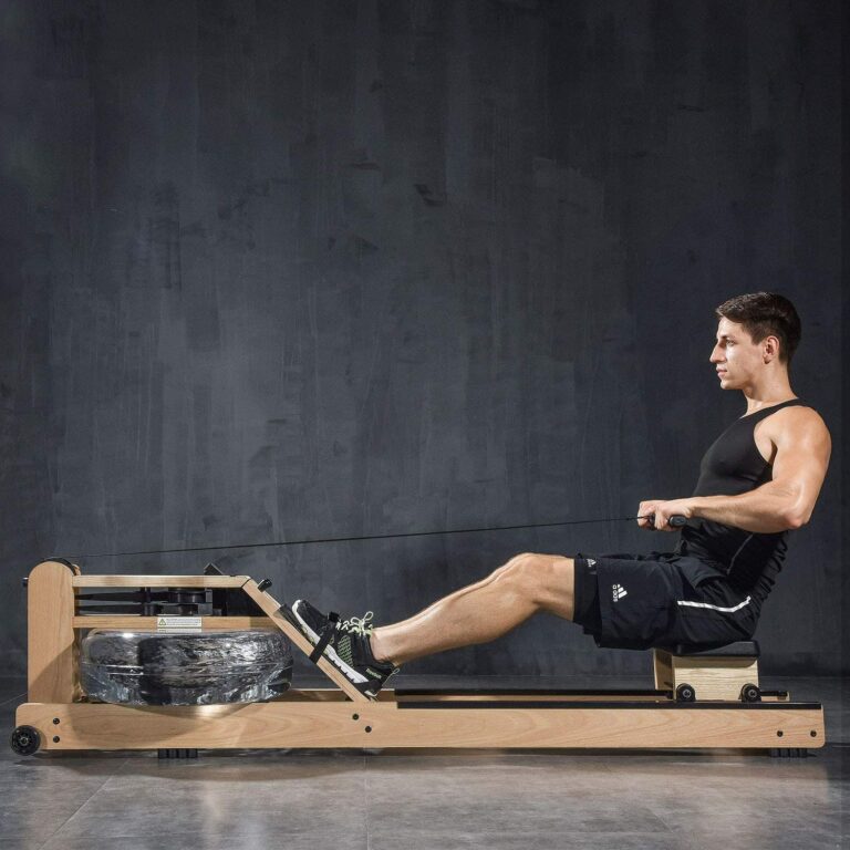 Will a Rowing Machine Tone Your Stomach?