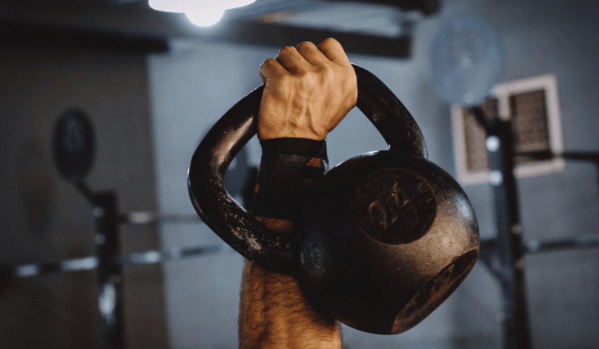 Arm exercises with online a kettlebell