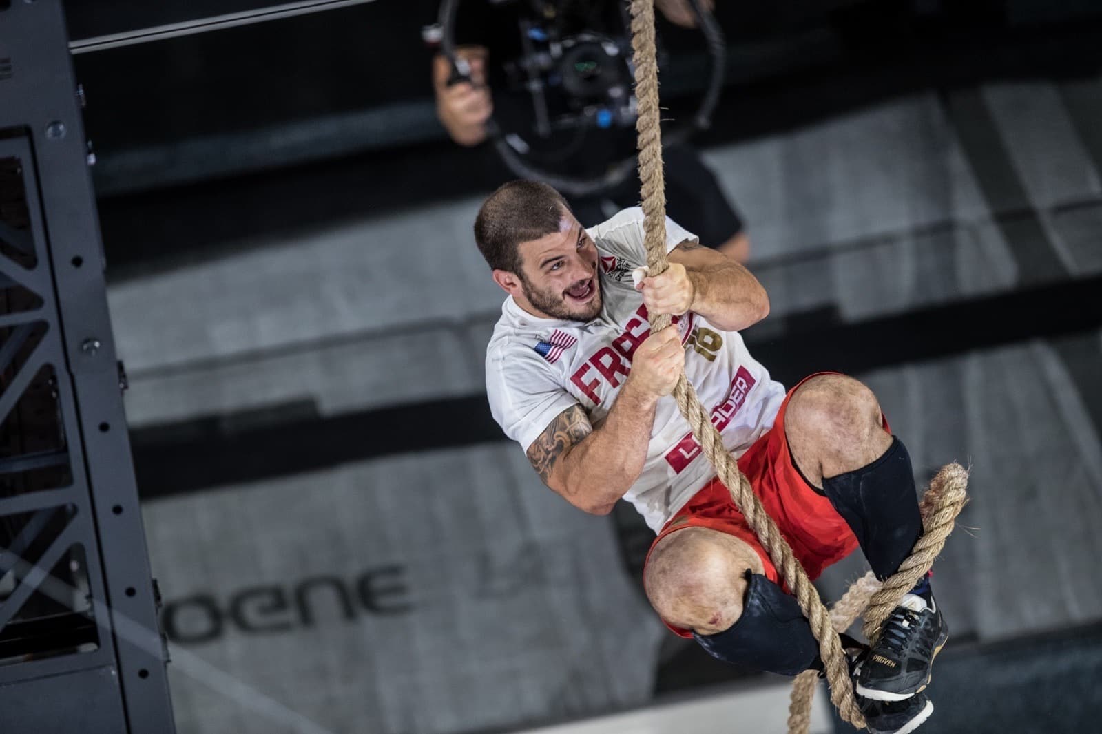 От счупен назад до 5x Crossfit Champion, защо тренировките се уплашиха, възприемайки слабостта и жертва комфорт подхранваше историческото му царуване