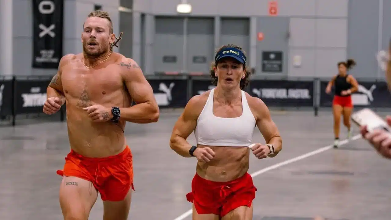 TIA-Clair Toomey споделя пълния си ден на Hyrox Race Gueling Rutine