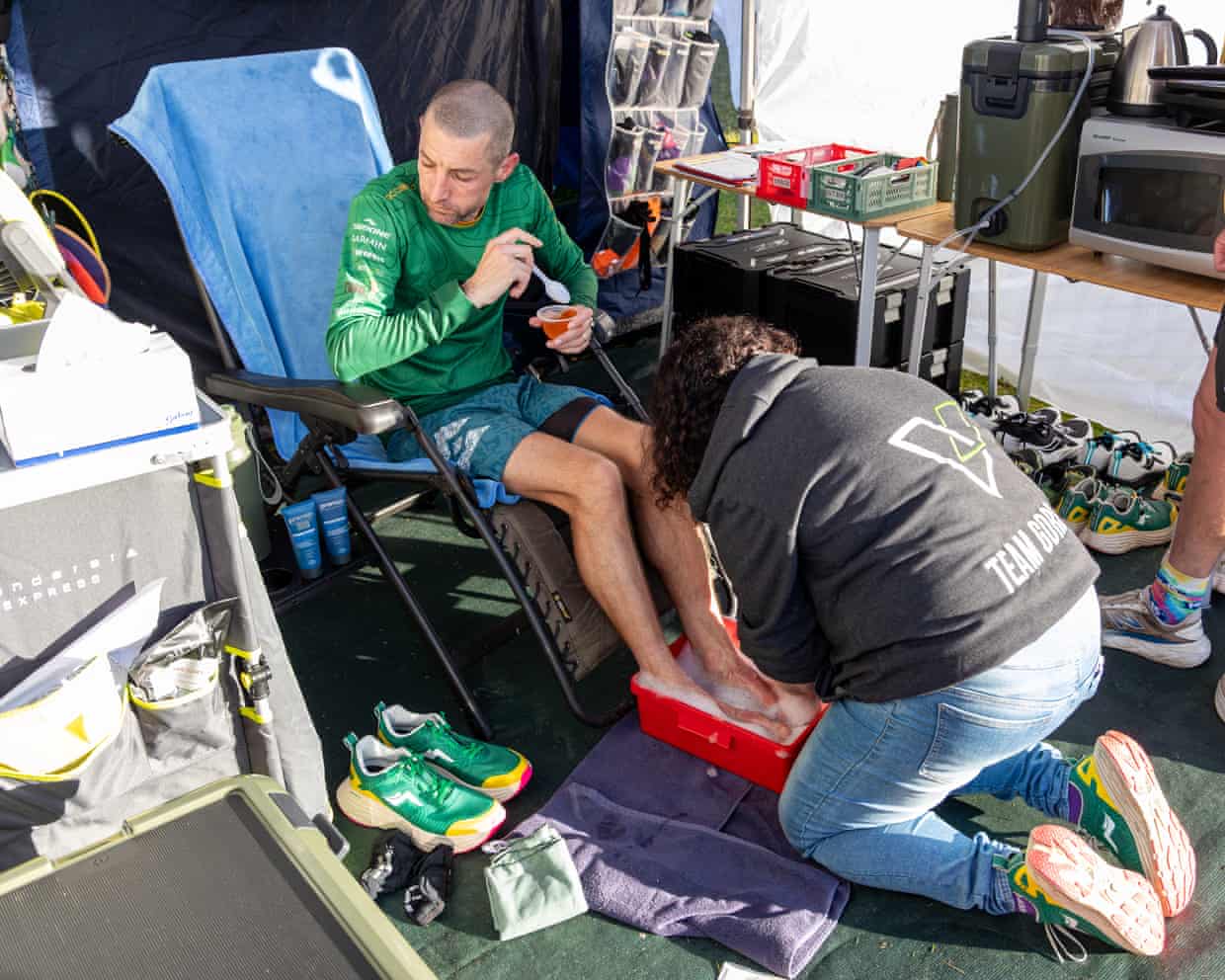 Phil Gore ran 1,019km in 152 hours and is now facing surgery after a misdiagnosis