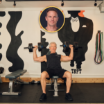 avatar-star-stephen-lang-light-weight-curls-workout